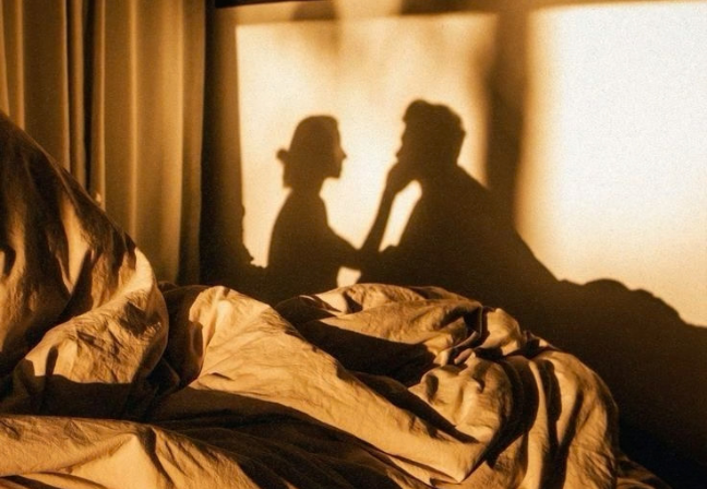 The Autumn Pleasure Guide: Cosy Nights, Self-Care &amp; Finding the Right Toy for You